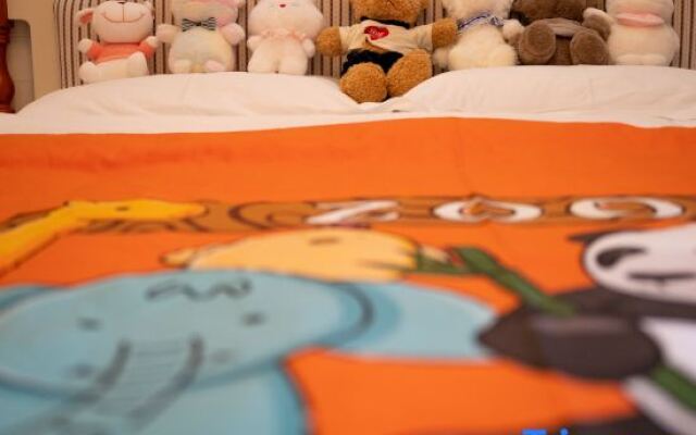 The Mediterranean Bay Vacation Apartment (Yemeng Promenade in Sanya Bay