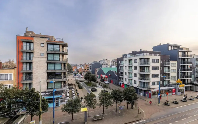 South-facing Apartment for 4 Guests