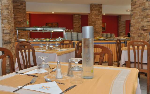 Alfa Beach Hotel
