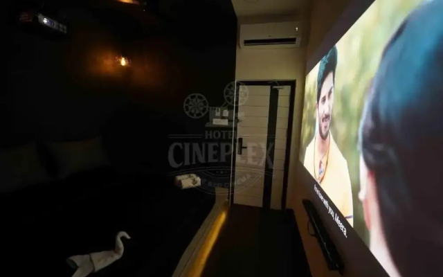 Hotel Cineplex
