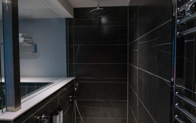 Mercure Newport Hotel