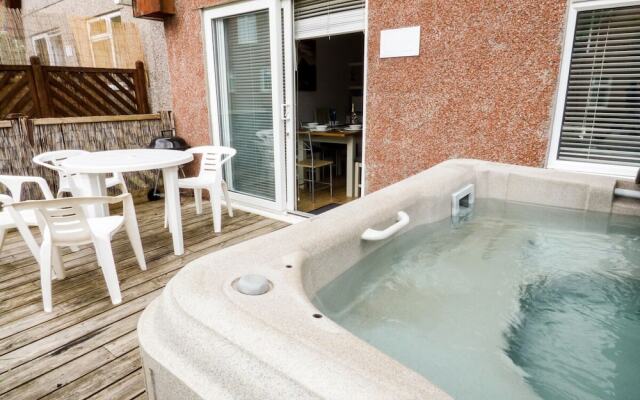 14 Dartmoor Lodges