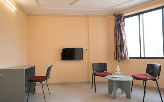 OYO 37830 Hotel Aakar International