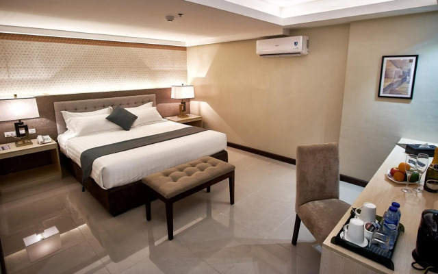 J7 Hotel Iloilo