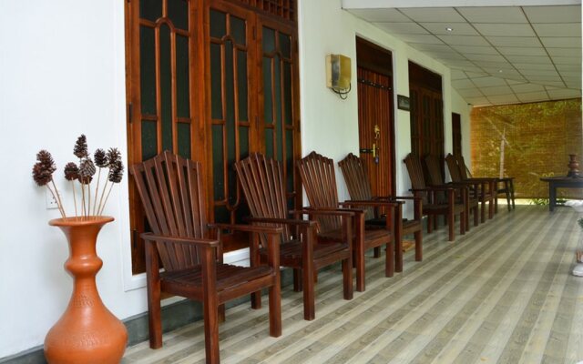 Bangalawa Guest House