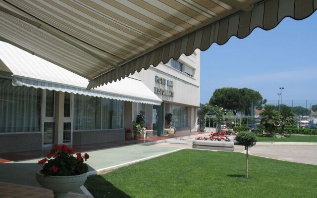 Mood Hotel