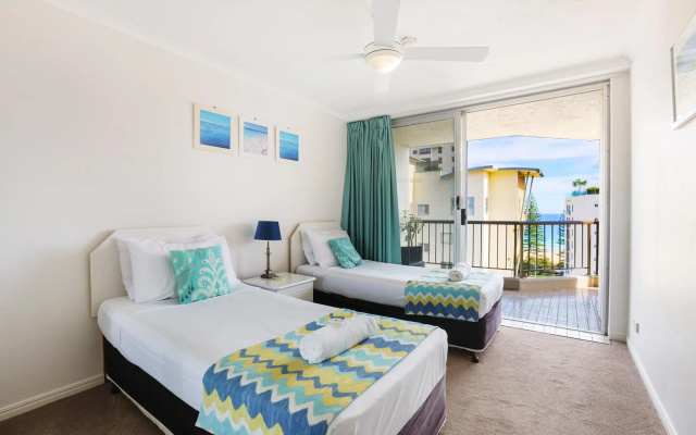 Rainbow Commodore Apartments – Guest Rooms – Gold Coast