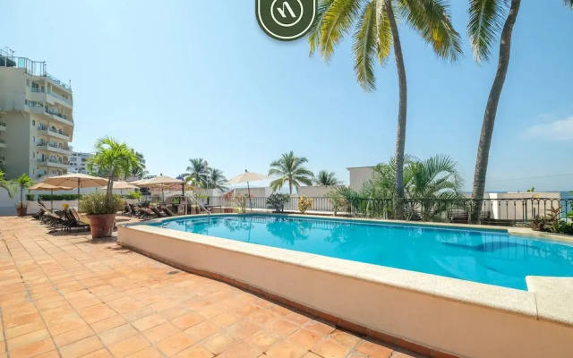 One Beach Street 310 C
