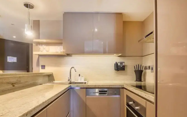 Stylish Studio Near Wafi Mall With City Views