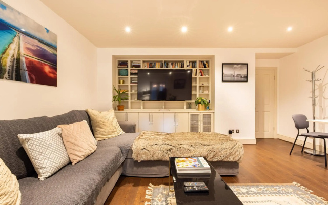 Niru 5-Star Hidden Secret on Earl's Court