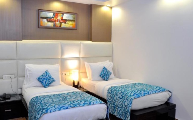 Hotel Elegance New Delhi Railway – Guest Rooms – Delhi