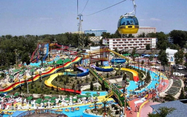 Apart holiday Maria Mamaia