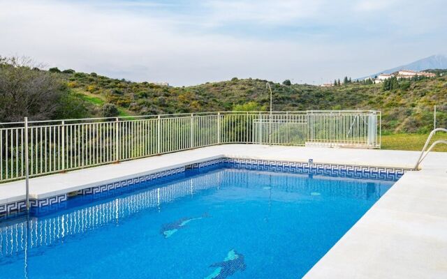 Bright Apartment With Sea View And Terrace Ref 53