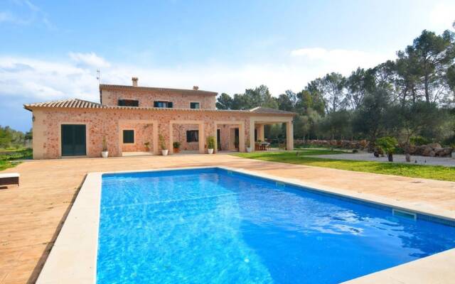 Divina - Santa Eugenia - Adults Only