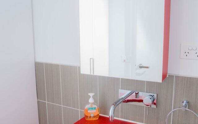 Southbank 2 Bedrooms Apt Next to Crown