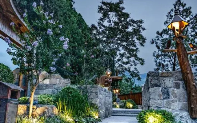 Yunqiu Mountain Kangjiaping Homestay