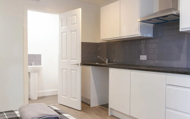 Bridge Road - Room 2b