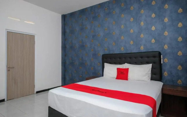 RedDoorz near Moro Mall Purwokerto