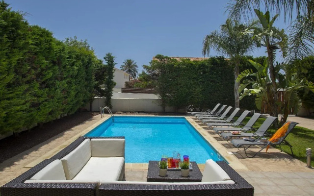 Pervolia Beach Villa Anthea Pervolia 1