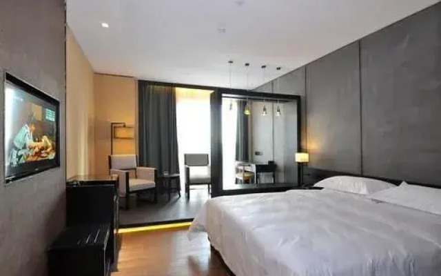 MINI Hotel