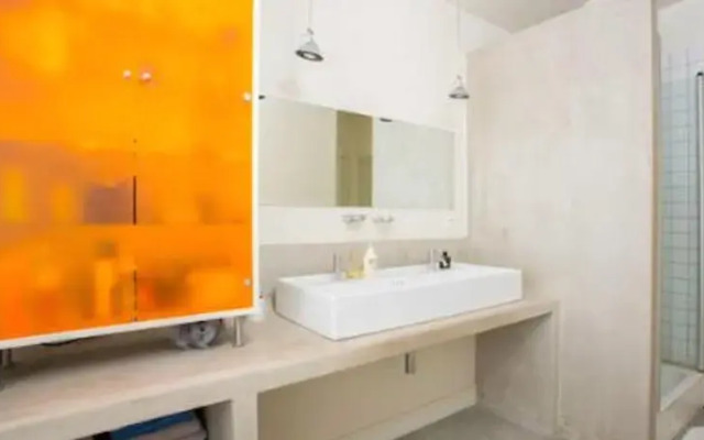 Great Design And Eiffel Tower Flat