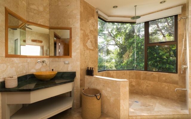 Stunning 7 BR Villa Manuel Antonio Sanctuary