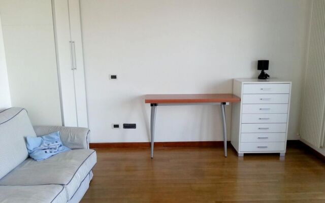 Apartment With 2 Bedrooms In Pescara