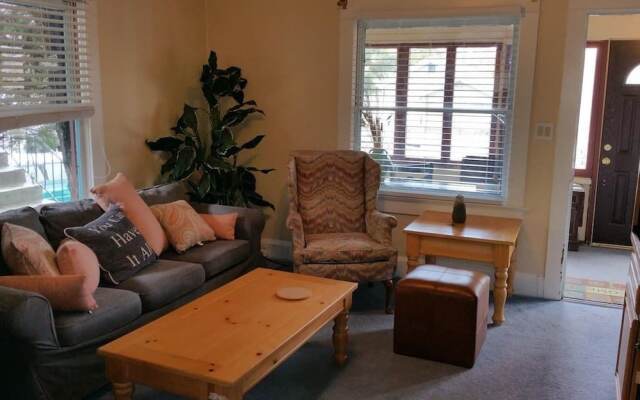 Historic House Walk Downtown