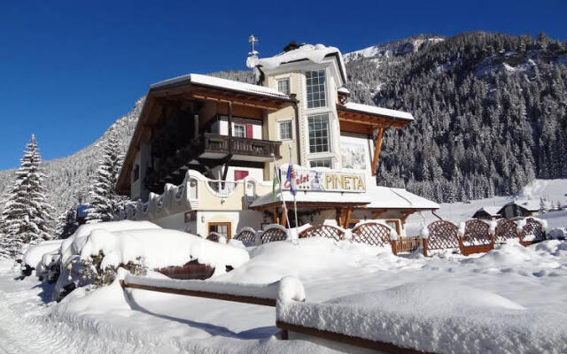 Hotel Chalet Pineta