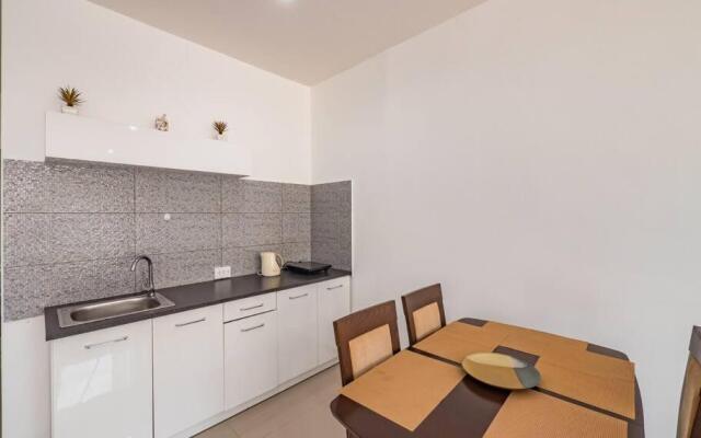 Condo AVANTA A203