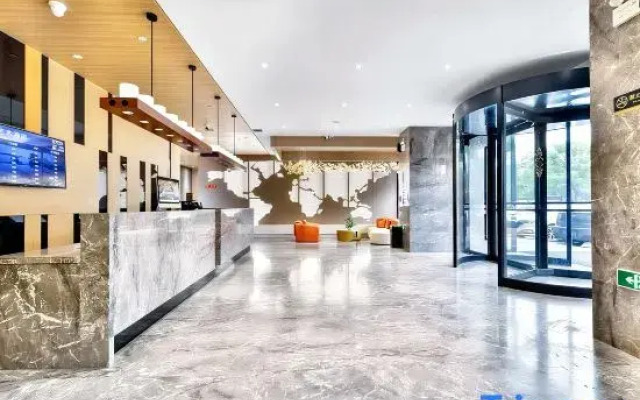 Luoyang Bokehui International Hotel (Longmen High-speed Railway Station Sports Center)