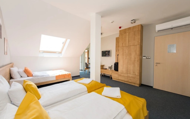 Pilvax Hotel Kalocsa