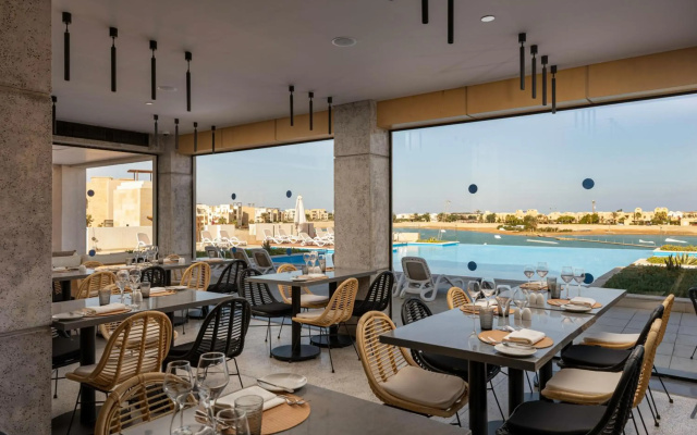 Creek  and Residences El Gouna