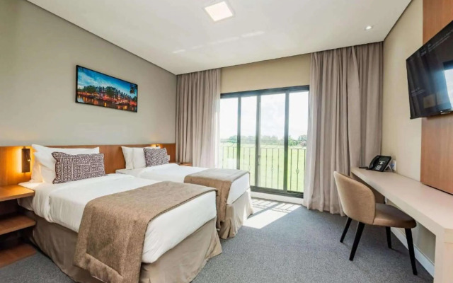 Royal Tulip Holambra