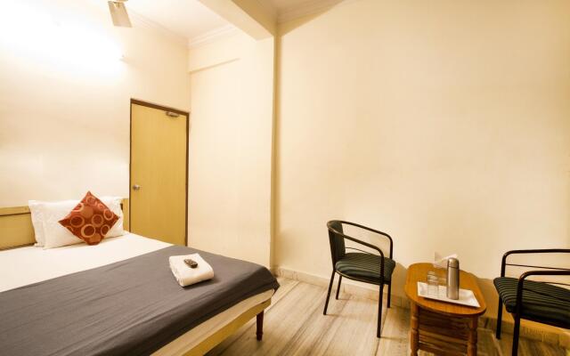 Hotel R-Inn Residency