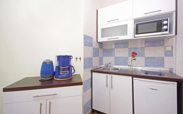 Beautiful Home in Makarska With Wifi and 1 Bedrooms
