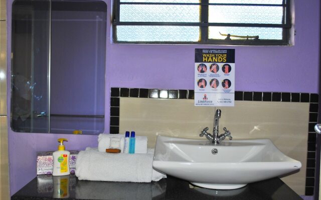 Lapologa Bed and Breakfast