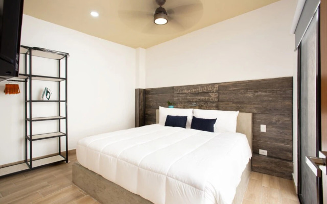 Luxury Apartment2 Bedroompoollaundry Center