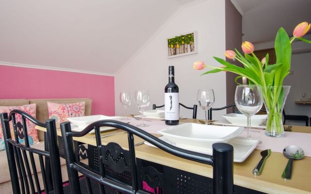 Casa Montana I- Cosy Apartment With Mountain View