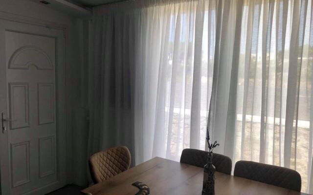 Room 11