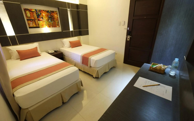 Southpole Central Hotel