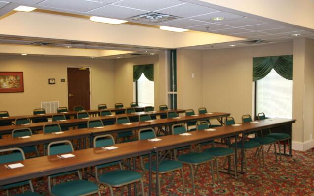 Hampton Inn Hillsville