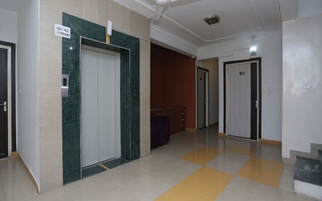 OYO 3260 Hotel Abhinav Palace