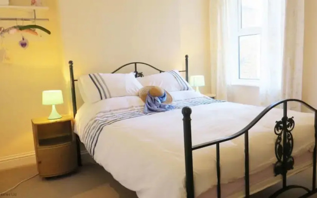Marlborough Apartment