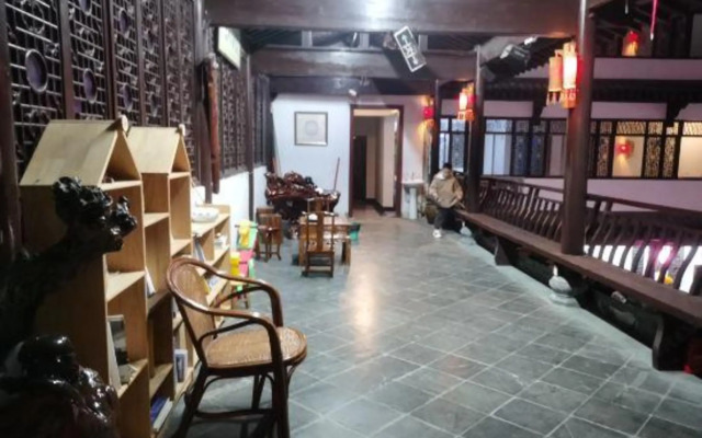 Qinghua Hostel