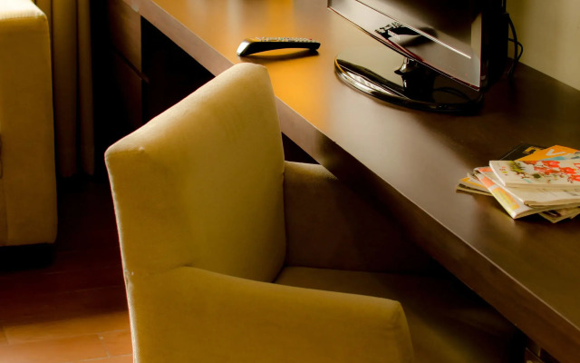 Padjadjaran Suites Hotel & Conference