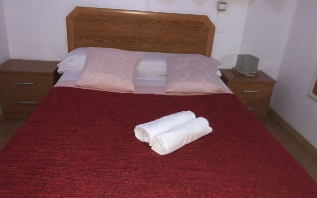 Hostal Village Multicolor - Adults Only