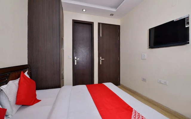 OYO Rooms CR Park Outer Ring Road