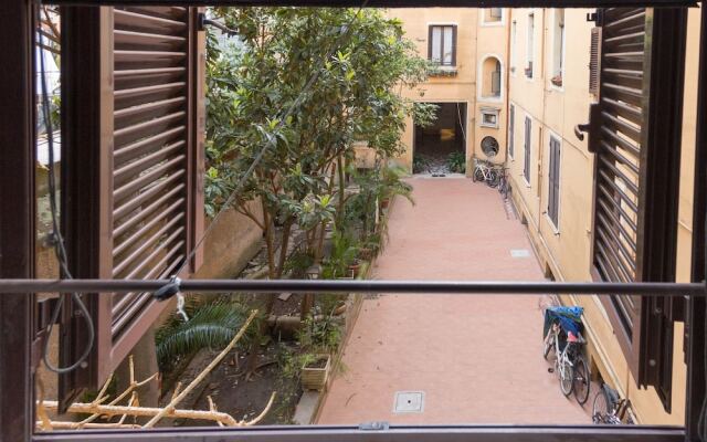 Few Steps from St. Peter