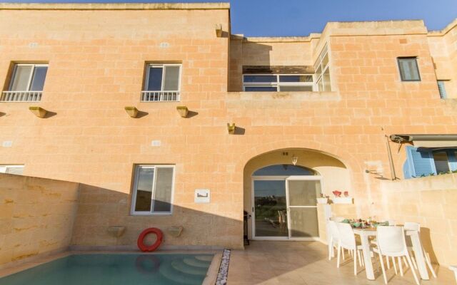 Inni Gozitan Farmhouse Private Pool
